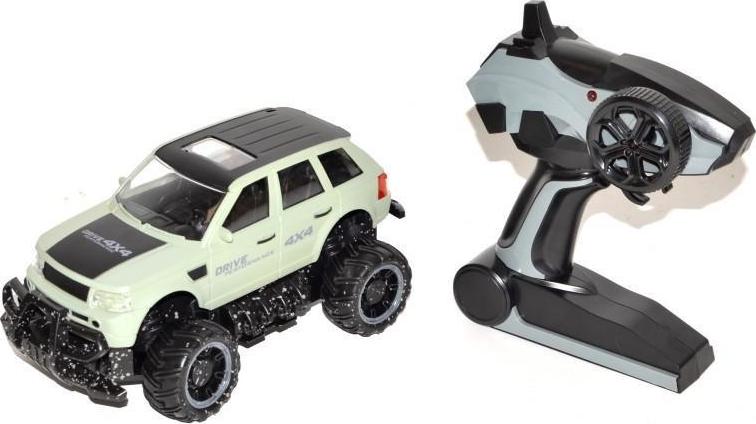 Auto terénní MUD 4x4 2