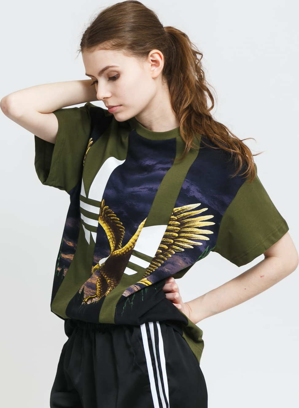 adidas Originals Graphic Tee olivové / černé L