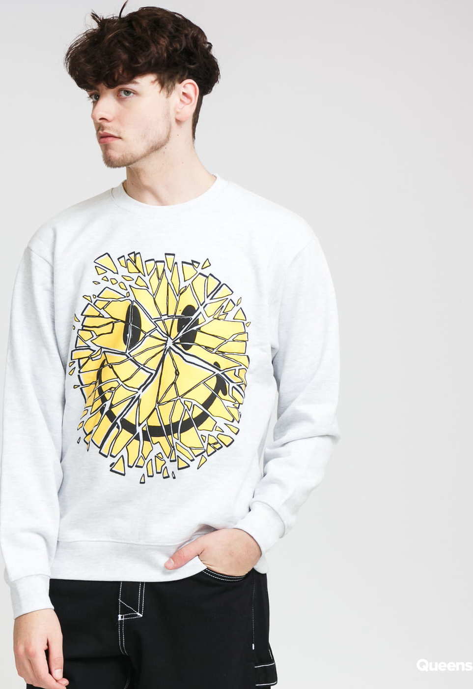 Chinatown Market Glass Smiley Crewneck melange šedá M