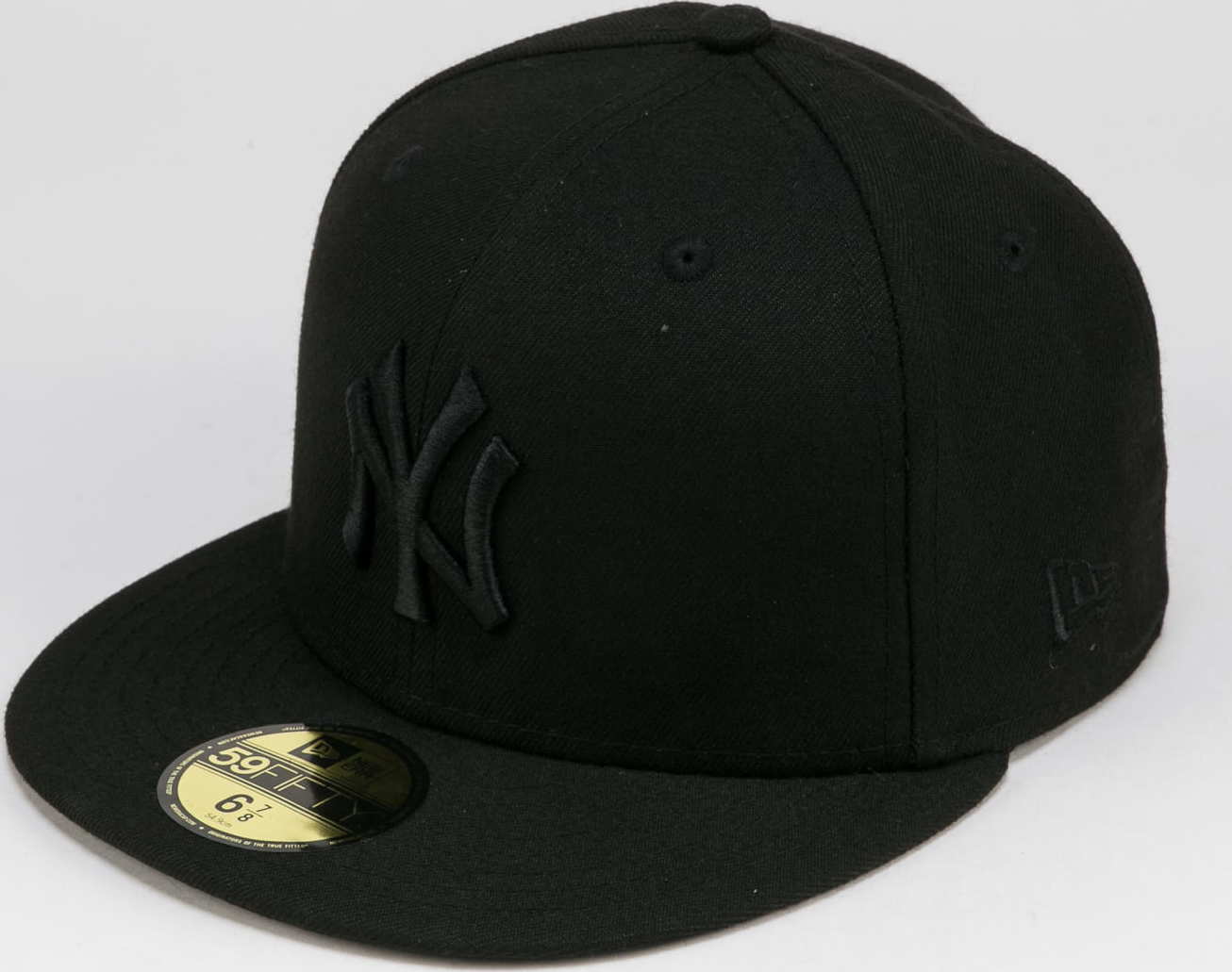 New Era Black On Black NY C/O černá 8 (63.5 cm)