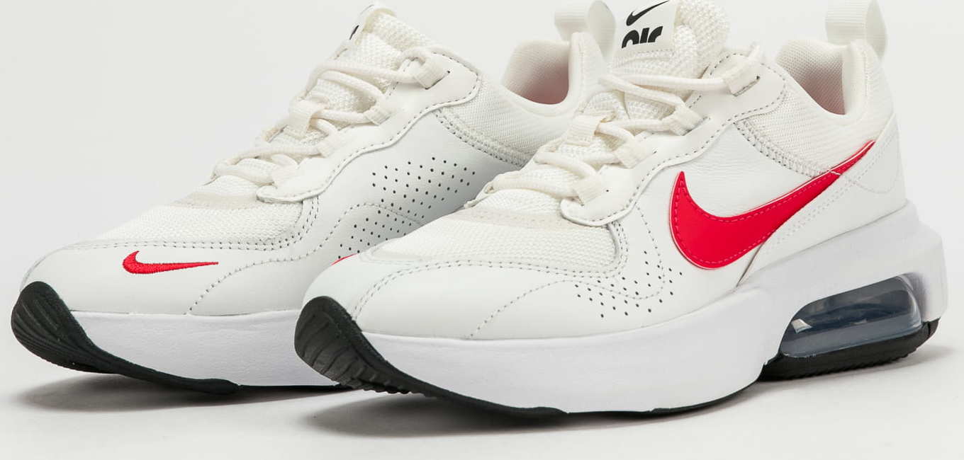 Nike W Air Max Verona summit white / siren red - black EUR 42.5