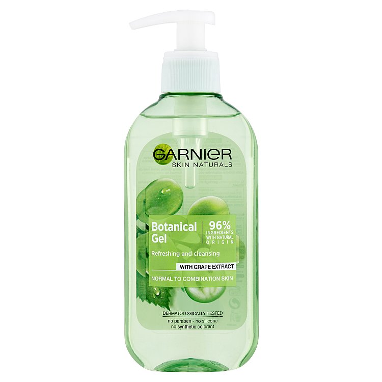 Garnier Skin Naturals Essentials čisticí pěnový gel 200 ml
