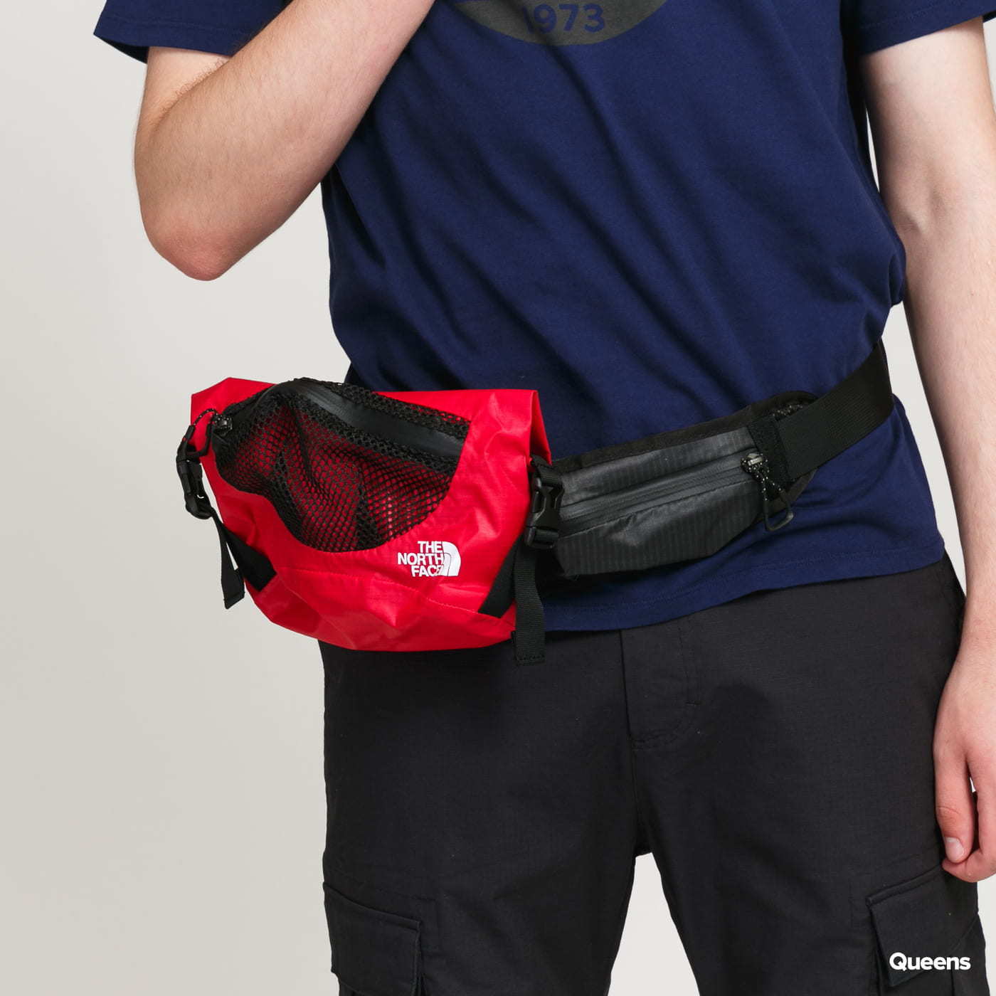 The North Face Waterproof Lumbar červená / černá